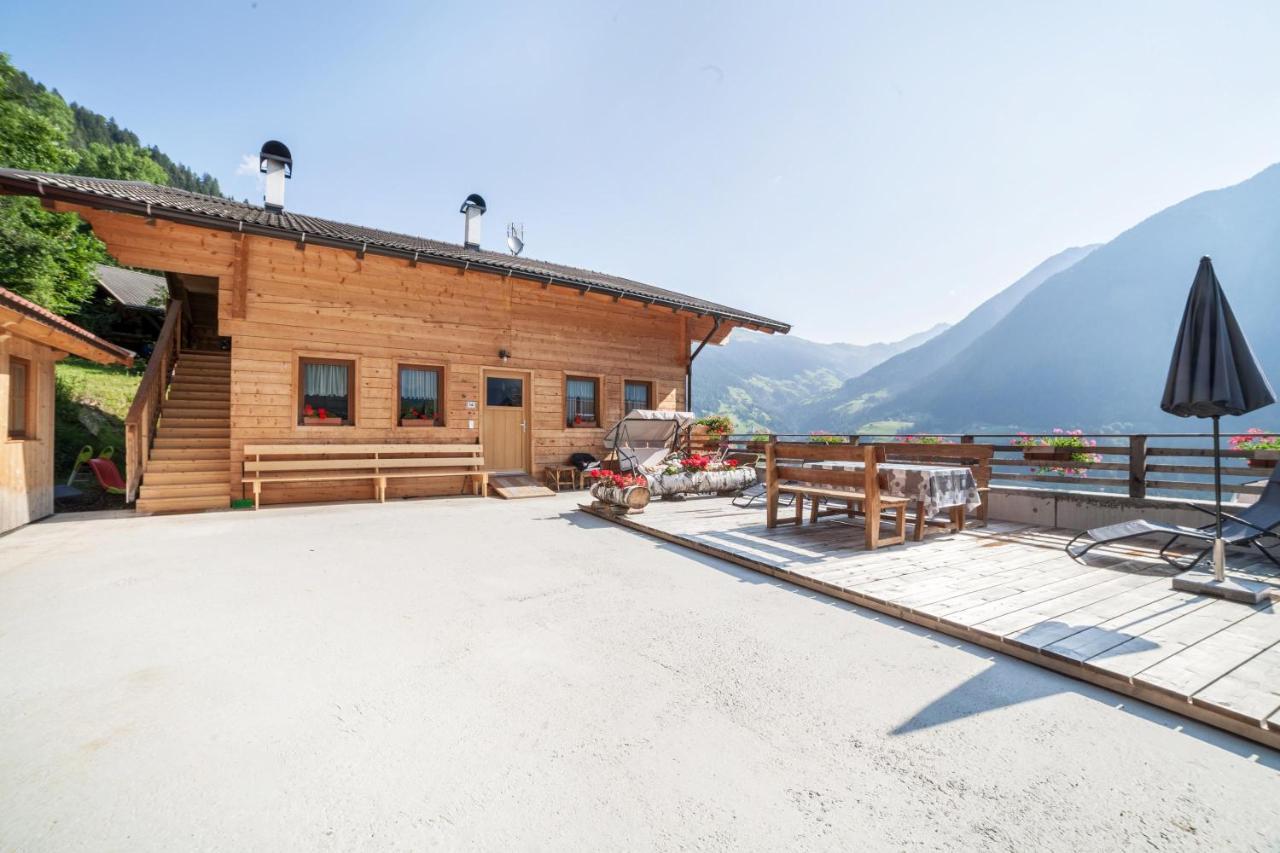 Innergasserhof Ferienwohnung Enzian San Martino In Passiria  Bagian luar foto