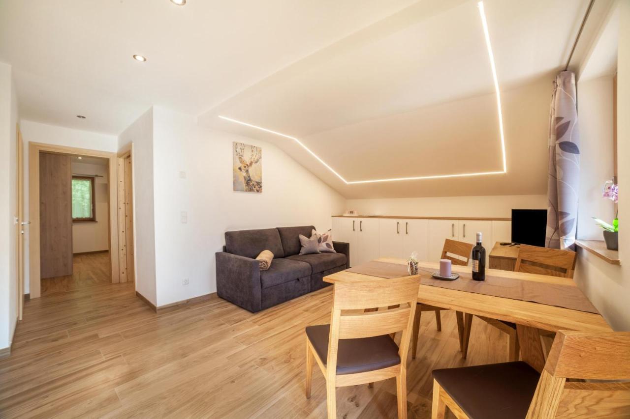 Innergasserhof Ferienwohnung Enzian San Martino In Passiria  Bagian luar foto