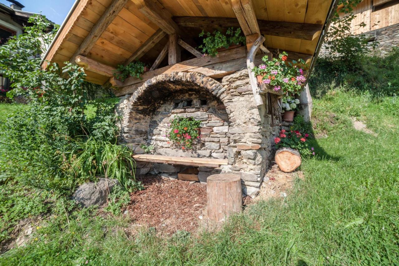 Innergasserhof Ferienwohnung Enzian San Martino In Passiria  Bagian luar foto